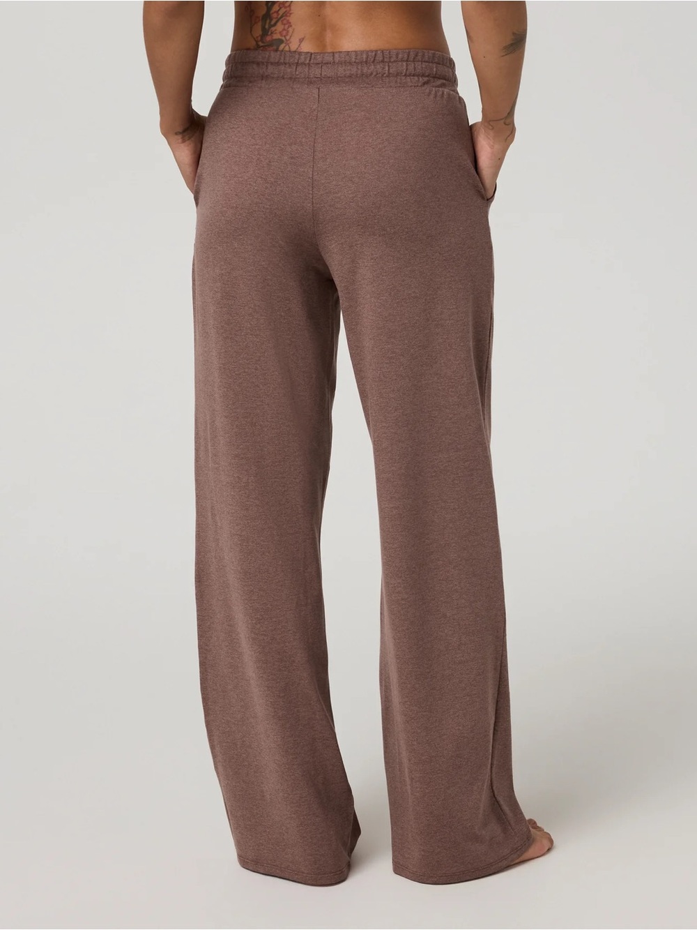 Vuori Womens XL Halo Essential Wide Leg Drawstring Lounge Pants - Heather Brown - Picture 3 of 14
